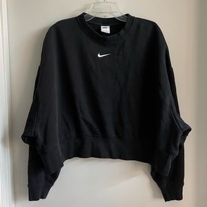 Nike Cropped Crew Neck Sweatshirt